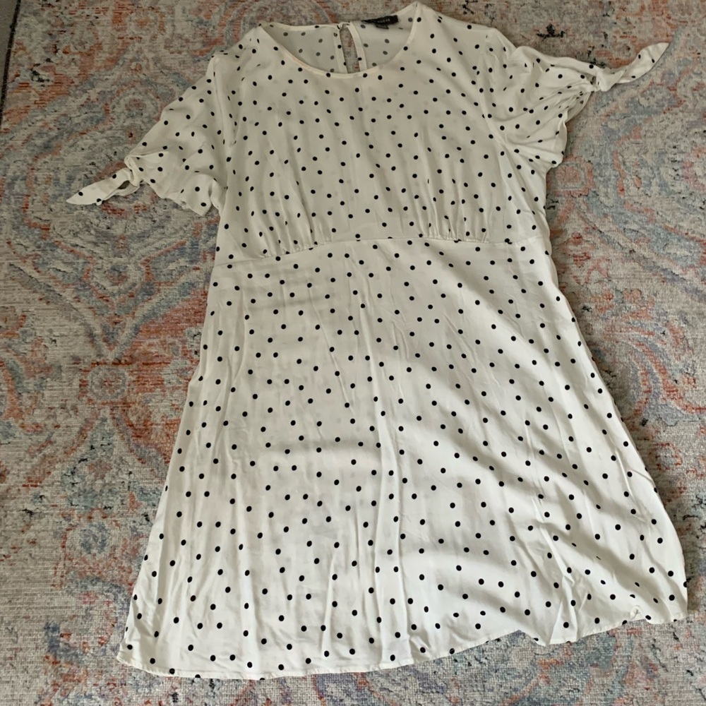 White short polkadot dress